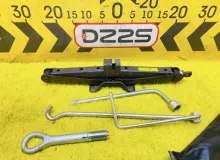 Поддомкратник/ домкрат TOYOTA HARRIER 2014 091110E011 ZSU60W 3ZRFAE, задний