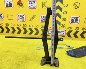 Поддомкратник/ домкрат Toyota