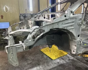 Лонжерон TOYOTA