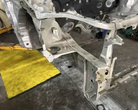 Лонжерон TOYOTA