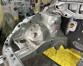 Лонжерон TOYOTA