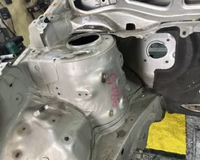 Лонжерон TOYOTA