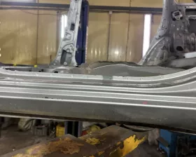 Порог кузова TOYOTA