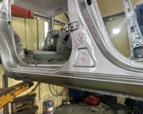 Порог кузова TOYOTA