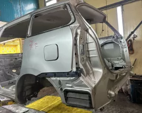 Крыло заднее TOYOTA