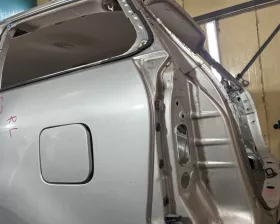 Крыло заднее TOYOTA