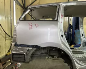 Крыло заднее TOYOTA