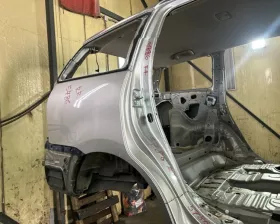 Крыло заднее TOYOTA