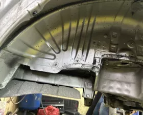 Крыло заднее TOYOTA