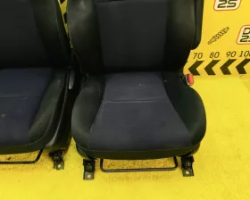 СИДЕНИЕ ПАРА TOYOTA