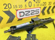 Поддомкратник/ домкрат HUMMER H3 2006 15897196 L52, задний