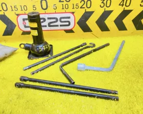 Поддомкратник/ домкрат Toyota