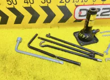 Поддомкратник/ домкрат TOYOTA HIACE 2010 0911126150 KDH206V 1KDFTV, задний