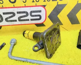 Поддомкратник/ домкрат Toyota