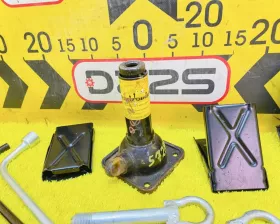 Поддомкратник/ домкрат Toyota