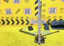 Поддомкратник/ домкрат TOYOTA HIACE 2009/Цвет 1E7 0911126150 KDH206V 1KDFTV, задний