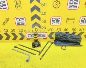 Поддомкратник/ домкрат Toyota