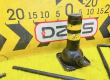 Поддомкратник/ домкрат TOYOTA HIACE 1997 0911195J01 KZH106W 1KZTE, задний