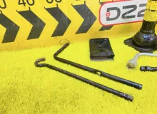 Поддомкратник/ домкрат TOYOTA HIACE 2006 0911126150 KDH205V 2KDFTV, задний