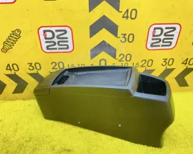 Бардачок между сиденьями TOYOTA