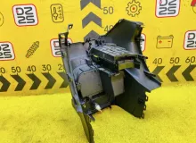 Бардачок TOYOTA WISH 2013|Цвет 202 5541068050B0 ZGE20W 2ZRFAE, передний