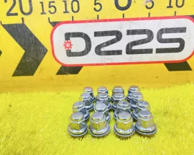 Гайка на колесо TOYOTA