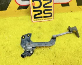Датчик корректора фар TOYOTA