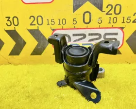 Подушка двигателя TOYOTA