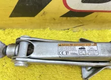 Поддомкратник/ домкрат TOYOTA SIENTA 2015 0911172020 NHP170G 1NZFXE, задний