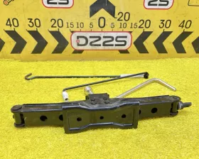 Поддомкратник/ домкрат Land Rover