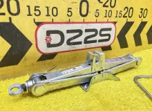 Поддомкратник/ домкрат TOYOTA AQUA 2015 0911112230 NHP10 1NZFXE, задний