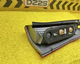 Стоп-сигнал Toyota