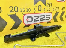 Поддомкратник/ домкрат TOYOTA VANGUARD 2010 091110W111 ACA38W 2AZFE, задний