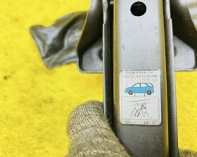 Поддомкратник/ домкрат Toyota