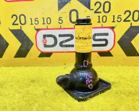 Поддомкратник/ домкрат Toyota