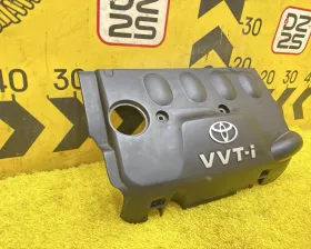 Пластиковая крышка на двс Toyota