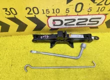 Поддомкратник/ домкрат MAZDA CX-30 2019- DM8P S8DPTS, задний