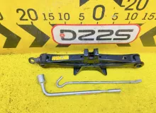 Поддомкратник/ домкрат LEXUS CT200H 2011 0911176010 ZWA10 2ZRFXE, задний