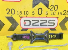 Поддомкратник/ домкрат LEXUS CT200H 2011 0911176010 ZWA10 2ZRFXE, задний