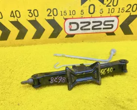 Поддомкратник/ домкрат Toyota