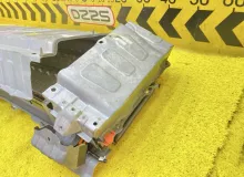 Высоковольтная батарея TOYOTA ESQUIRE 2020 G951028030 ZWR80G 2ZRFXE, задняя
