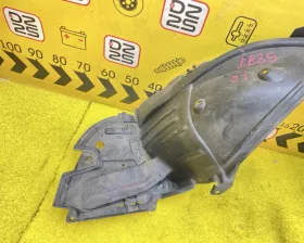 Подкрылок Toyota