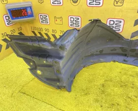 Подкрылок Toyota
