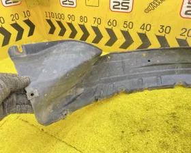 Подкрылок Mitsubishi