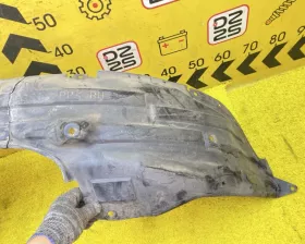 Подкрылок Mazda