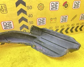 Подкрылок Toyota