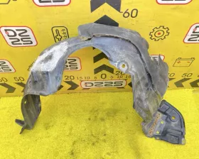 Подкрылок Toyota