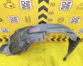Подкрылок Toyota