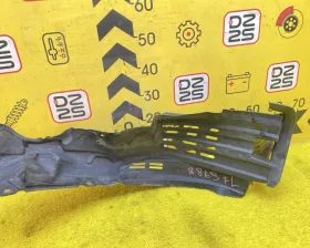 Подкрылок Toyota