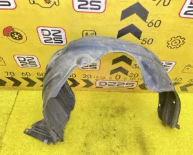 Подкрылок Toyota